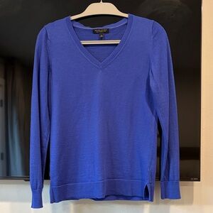 Banana Republic Royal Blue V-Neck Pullover